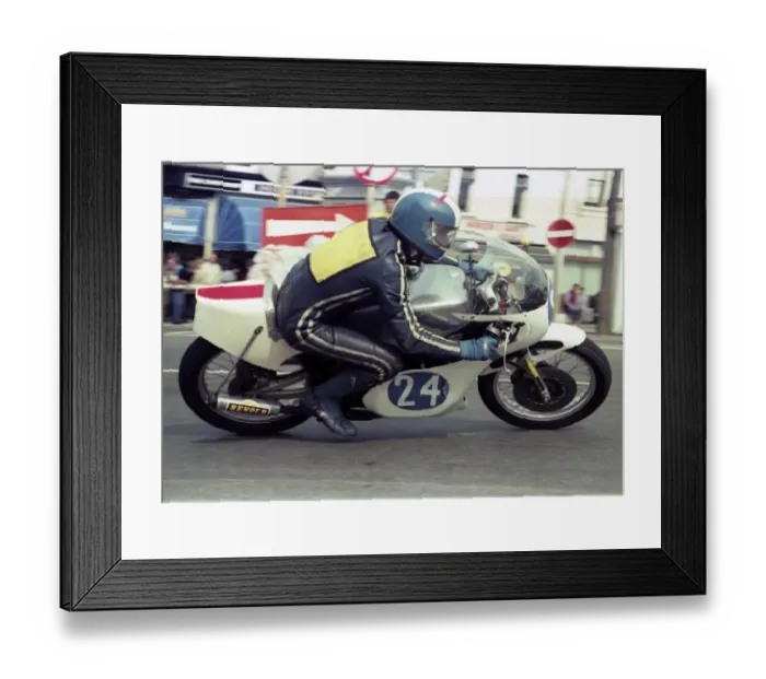 Framed Print : Keith Edwards (Yamaha) 1983 Junior Manx Grand Prix Framed Print : Keith Edwards (Yamaha) 1983 Junior Manx Grand Prix