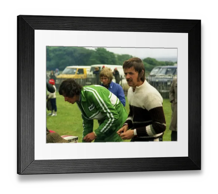 Framed Print : Chas Mortimer (Yamaha) 1974 Formula 750 TT Framed Print : Chas Mortimer (Yamaha) 1974 Formula 750 TT