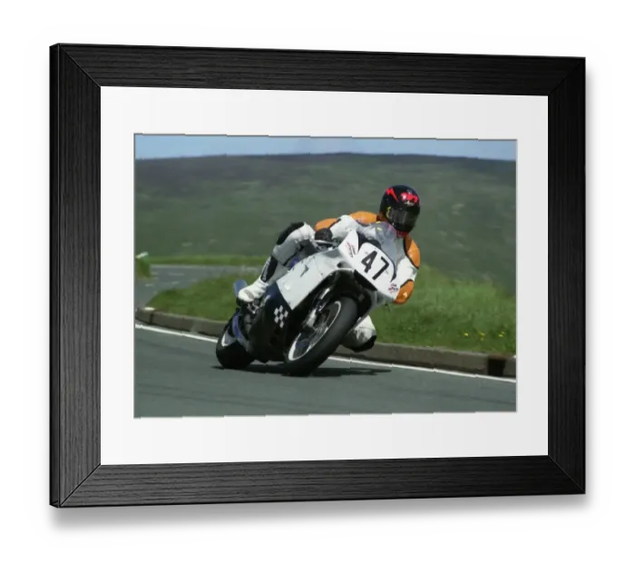 Framed Print : Richard Smith (Suzuki) 1993 Formula One TT