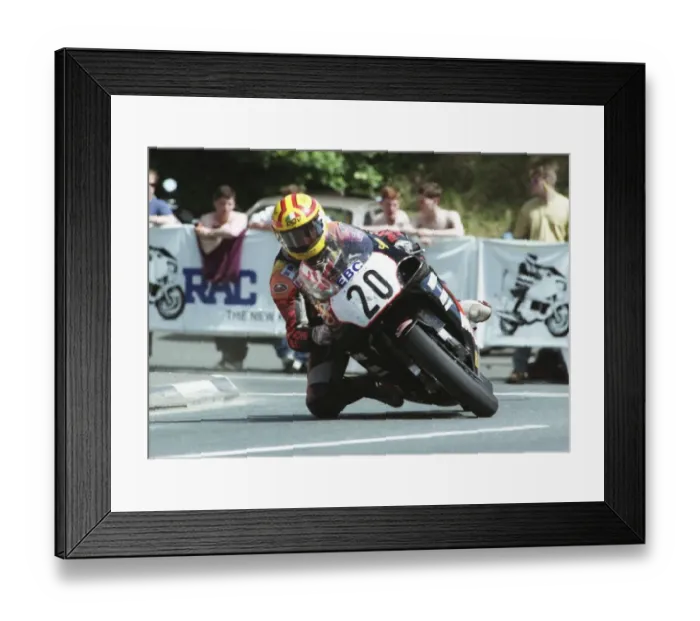 Framed Print : Ian Simpson (Kawasaki) 1993 Formula One TT Framed Print : Ian Simpson (Kawasaki) 1993 Formula One TT