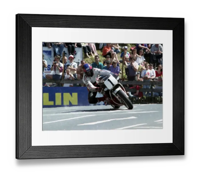 Framed Print : Steve Ward (Honda) 1993 Formula One TT Framed Print : Steve Ward (Honda) 1993 Formula One TT