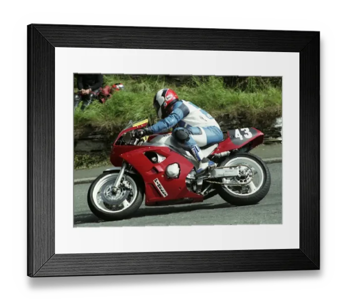 Framed Print : Robert Mitchell (Yamaha) 1993 Supersport 400 TT Framed Print : Robert Mitchell (Yamaha) 1993 Supersport 400 TT