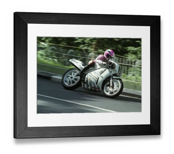 Framed Print : Phil Nicholls (Honda) 1993 Supersport 400 TT Framed Print : Phil Nicholls (Honda) 1993 Supersport 400 TT