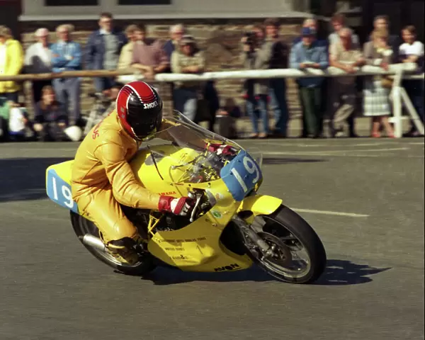 Jamie McManus (Yamaha) 1987 Junior Manx Grand Prix