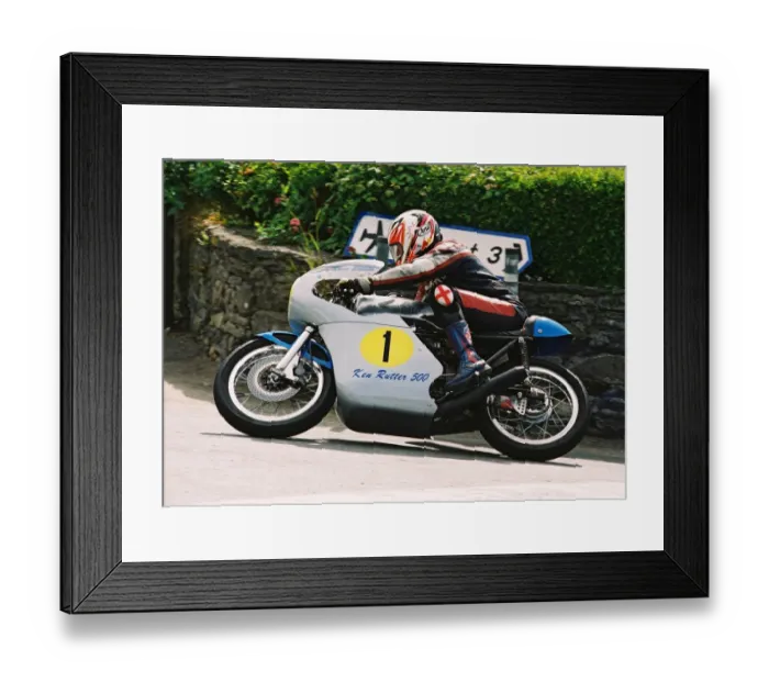 Framed Print : Steve Elliott (Rutter 500) 1994 Pre-TT Classic