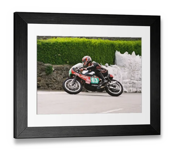 Framed Print : Tom Jackson (Jackson Suzuki) 1994 Pre-TT Classic