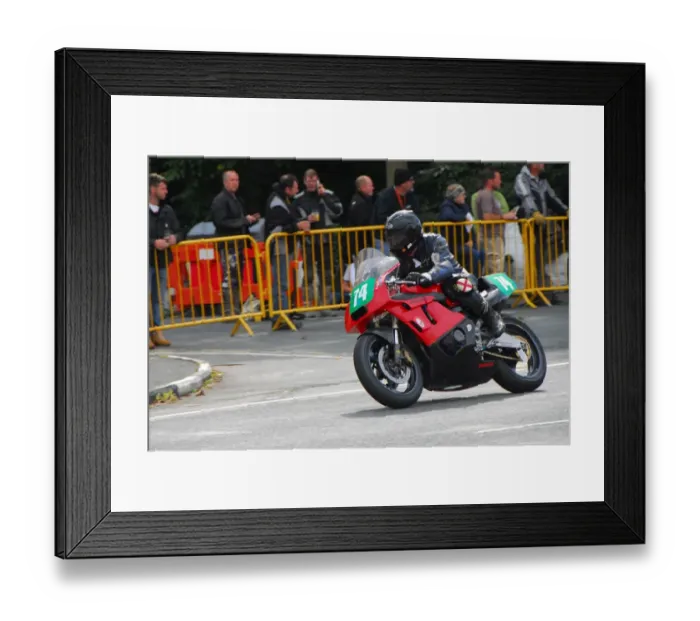 Framed Print : Dan Hobson (Honda) 2014 Lightweight Manx Grand Prix Framed Print : Dan Hobson (Honda) 2014 Lightweight Manx Grand Prix