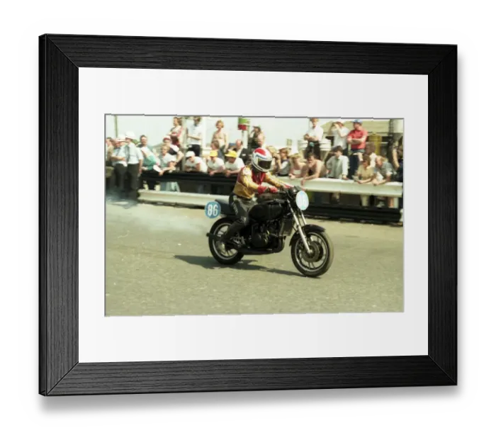 Framed Print : Sammy Henry (Yamaha) 1984 Formula Two TT