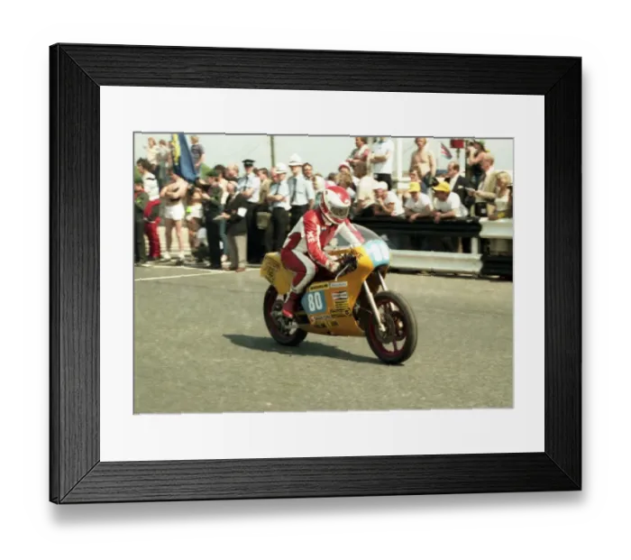 Framed Print : Mike Snow (Ducati) 1984 Formula Two TT