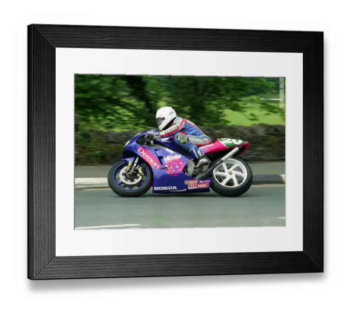 Framed Print : Kate Parkinson (Honda) 2000 Lightweight TT Framed Print : Kate Parkinson (Honda) 2000 Lightweight TT