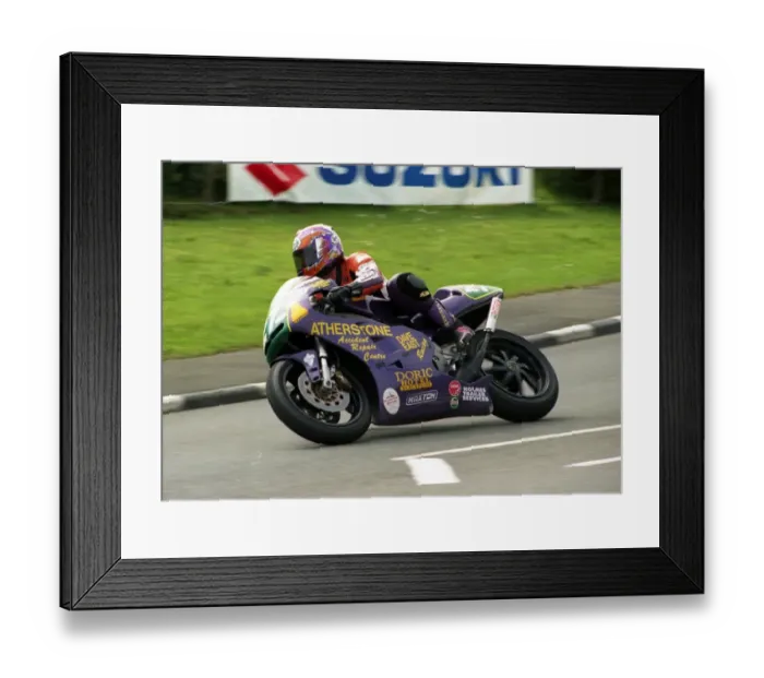 Framed Print : Matt Jackson (Dave East Honda) 2000 Lightweight TT Framed Print : Matt Jackson (Dave East Honda) 2000 Lightweight TT