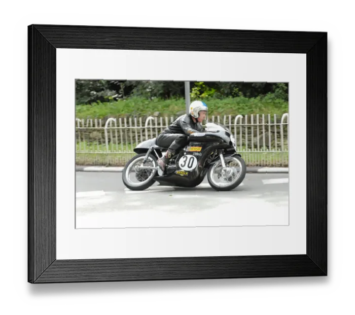 Framed Print : Mick Moreton (Seeley) 2009 Classic TT Framed Print : Mick Moreton (Seeley) 2009 Classic TT