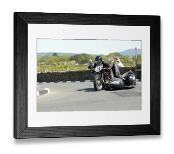 Framed Print : Richard Pouwels & Kim van Loon (Harley Davidson) 2009 Pre TT Classic Framed Print : Richard Pouwels & Kim van Loon (Harley Davidson) 2009 Pre TT Classic