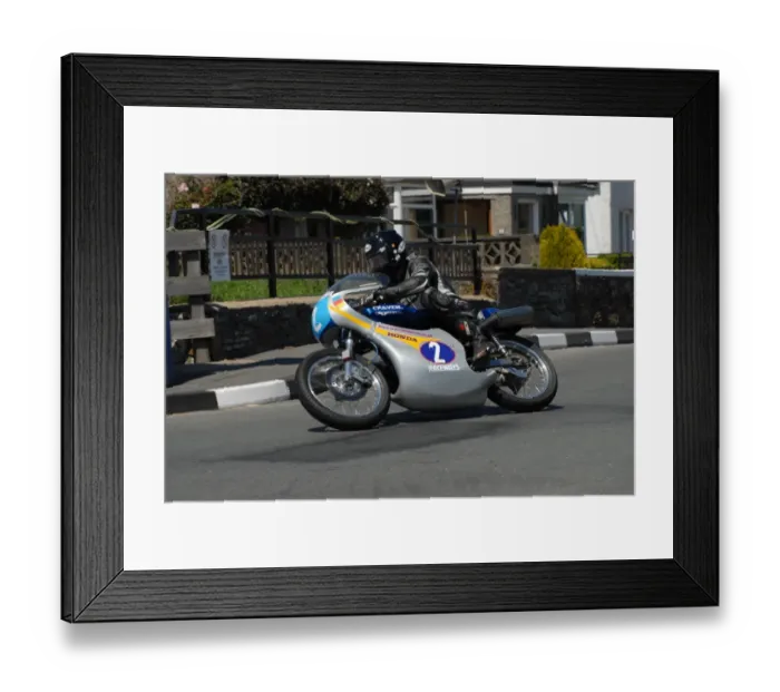 Framed Print : Alan Oversby (Craven Honda) 2009 Pre TT Classic Framed Print : Alan Oversby (Craven Honda) 2009 Pre TT Classic