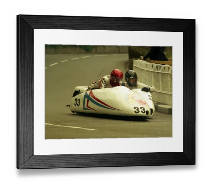 Framed Print : Rolf Suess & Karl Schuler (Seymaz Junior Yamaha) 1988 Sidecar TT Framed Print : Rolf Suess & Karl Schuler (Seymaz Junior Yamaha) 1988 Sidecar TT