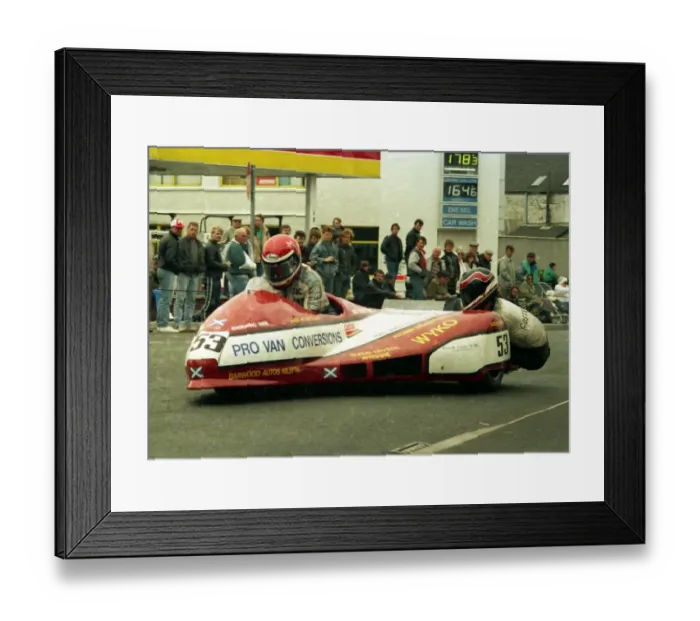 Framed Print : Jack Muldoon & William Costello (Yamaha) 1988 Sidecar TT Framed Print : Jack Muldoon & William Costello (Yamaha) 1988 Sidecar TT