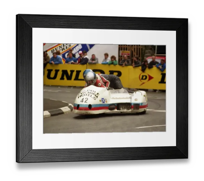 Framed Print : Bill Davis & Rab Hopkins (Yamaha) 1988 Sidecar TT Framed Print : Bill Davis & Rab Hopkins (Yamaha) 1988 Sidecar TT