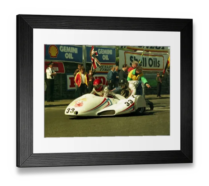 Framed Print : Rolf Suess & Karl Schuler (Seymaz Junior Yamaha) 1988 Sidecar TT Framed Print : Rolf Suess & Karl Schuler (Seymaz Junior Yamaha) 1988 Sidecar TT
