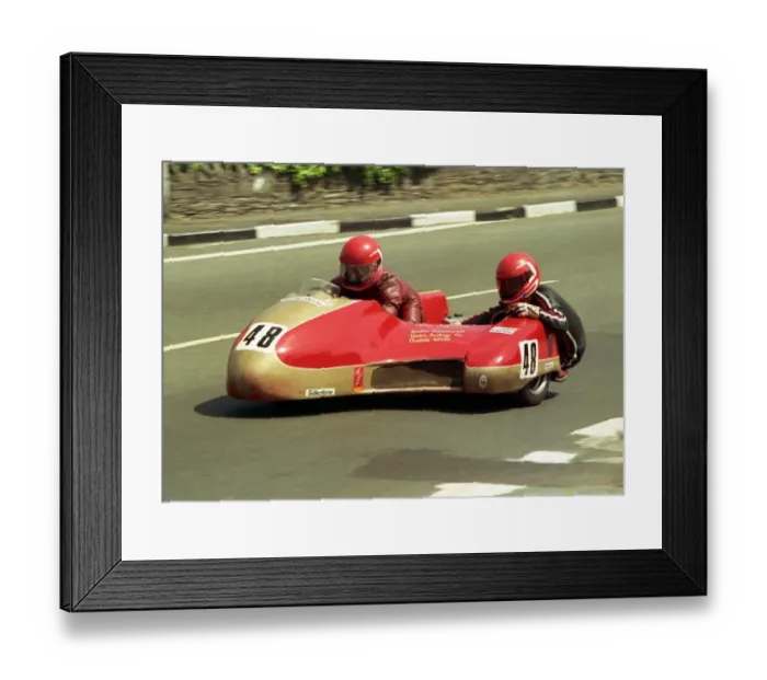 Framed Print : Mike Barry & John Jefferson (C & B Suzuki) 1987 Sidecar TT Framed Print : Mike Barry & John Jefferson (C & B Suzuki) 1987 Sidecar TT