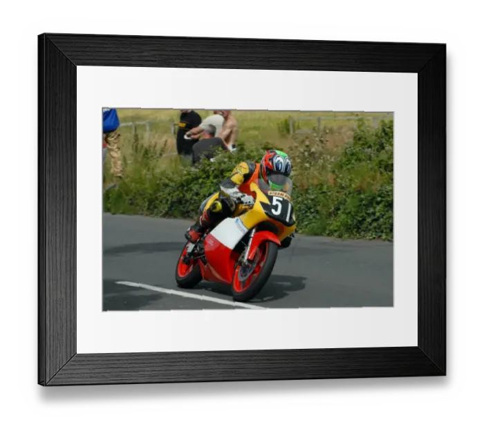 Framed Print : Mark Goodings (Honda) 2009 Southern 100 Framed Print : Mark Goodings (Honda) 2009 Southern 100