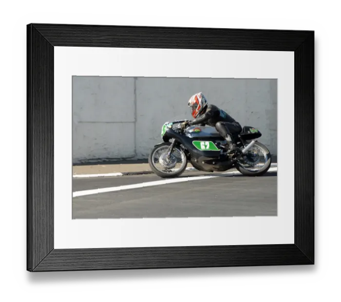 Framed Print : Ewan Hamilton (Suzuki) 2010 Pre TT Classic Framed Print : Ewan Hamilton (Suzuki) 2010 Pre TT Classic
