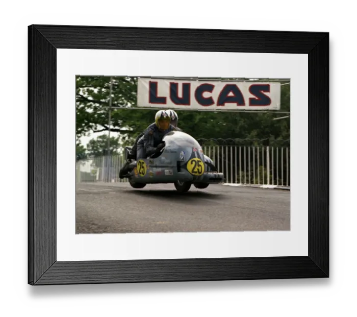 Framed Print : Alan Sansum & B L Harris (Quaife Triumph) 1974 750 Sidecar TT Framed Print : Alan Sansum & B L Harris (Quaife Triumph) 1974 750 Sidecar TT