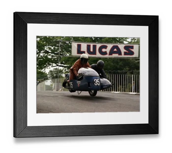 Framed Print : Mick Potter & Eddie Hammond (BSA) 1974 750 Sidecar TT Framed Print : Mick Potter & Eddie Hammond (BSA) 1974 750 Sidecar TT