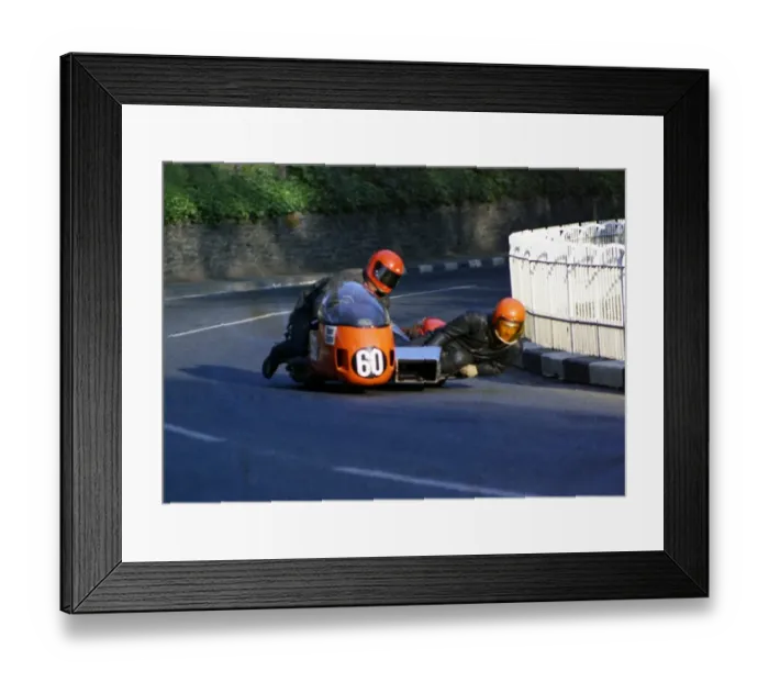 Framed Print : John Graham & George Simpson (Hi Tac Suzuki) 1974 500 Sidecar TT