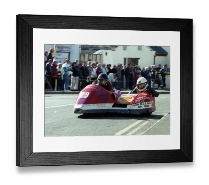 Framed Print : Dave Holden & Steve Burgess (Shelbourne Yamaha) 1994 Sidecar TT Framed Print : Dave Holden & Steve Burgess (Shelbourne Yamaha) 1994 Sidecar TT
