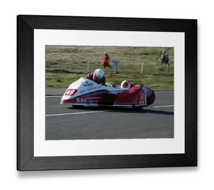 Framed Print : Bruce Moore & Dave Bilton (RSJ Greenham Kawasaki) 1994 Sidecar TT Framed Print : Bruce Moore & Dave Bilton (RSJ Greenham Kawasaki) 1994 Sidecar TT