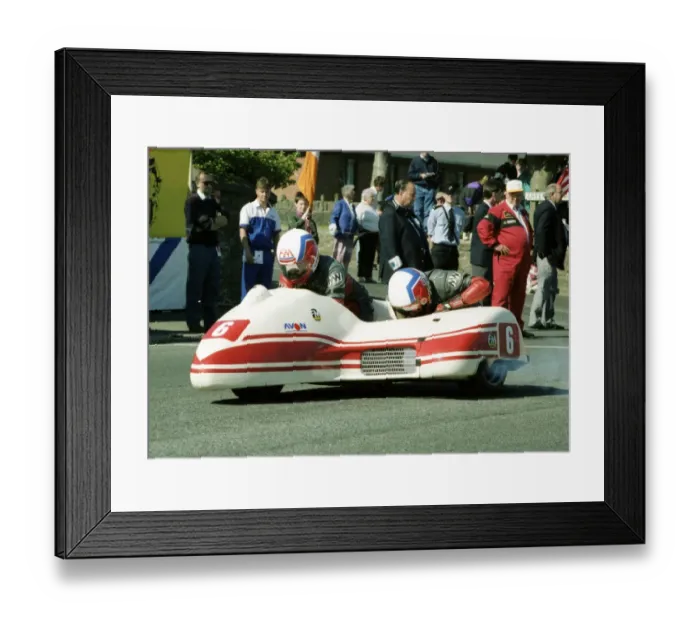 Framed Print : Peter Krukowski & Chris McGahan (Windle) 1991 Sidecar TT Framed Print : Peter Krukowski & Chris McGahan (Windle) 1991 Sidecar TT
