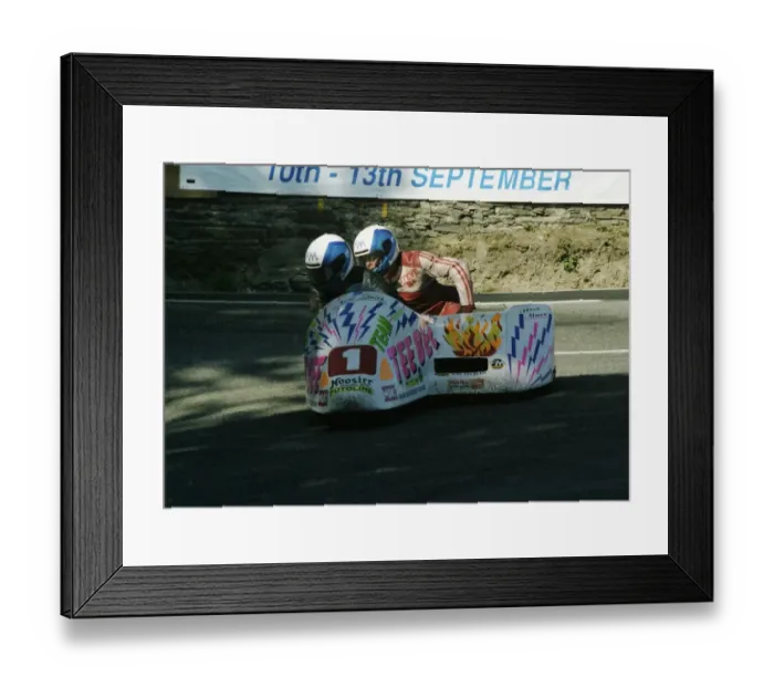 Framed Print : Neil Smith & Steve Mace (Yamaha) 1991 Sidecar TT Framed Print : Neil Smith & Steve Mace (Yamaha) 1991 Sidecar TT