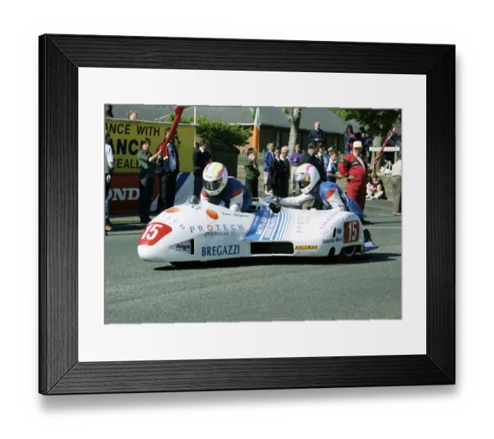 Framed Print : Dave Molyneux & Karl Ellison (Kawasaki) 1991 Sidecar TT Framed Print : Dave Molyneux & Karl Ellison (Kawasaki) 1991 Sidecar TT