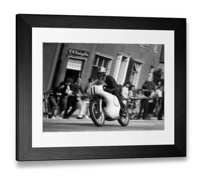 Framed Print : Jack Simpson (Norton) 1962 Junior Manx Grand Prix Framed Print : Jack Simpson (Norton) 1962 Junior Manx Grand Prix