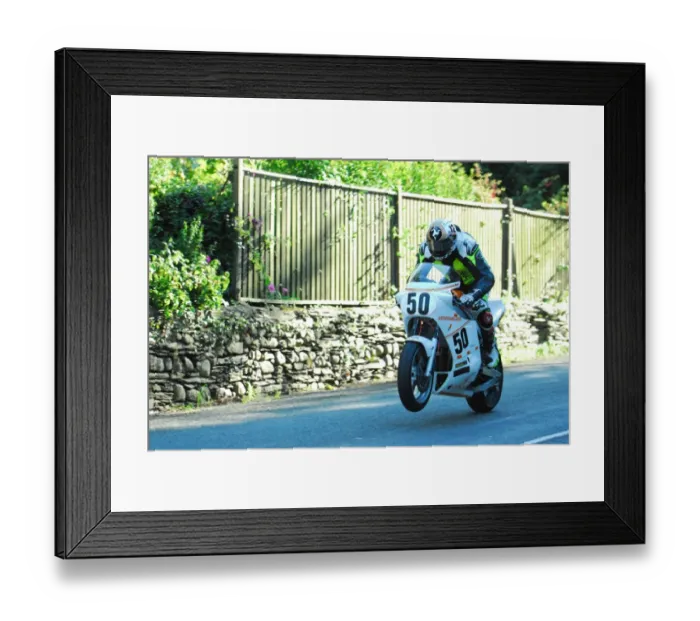Framed Print : Andy McPherson (Suzuki) 2015 Formula One Classic TT Framed Print : Andy McPherson (Suzuki) 2015 Formula One Classic TT