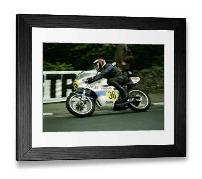 Framed Print : Sam McClements (Fowler Yamaha) 1976 Senior TT Framed Print : Sam McClements (Fowler Yamaha) 1976 Senior TT