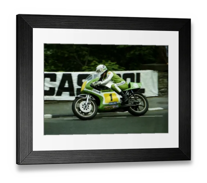 Framed Print : Mick Grant (Kawasaki) 1976 Senior TT Framed Print : Mick Grant (Kawasaki) 1976 Senior TT