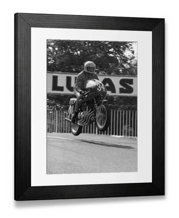 Framed Print : Neil Kelly (Honda) 1975 Production TT Framed Print : Neil Kelly (Honda) 1975 Production TT