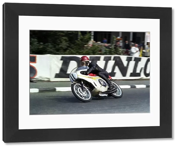 Luigi Taveri (Honda) 1966 Ultra Lightweight TT