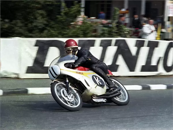 Luigi Taveri (Honda) 1966 Ultra Lightweight TT