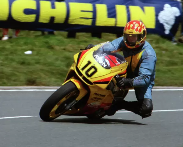 Dave Leach (Kawasaki) 1995 Junior TT