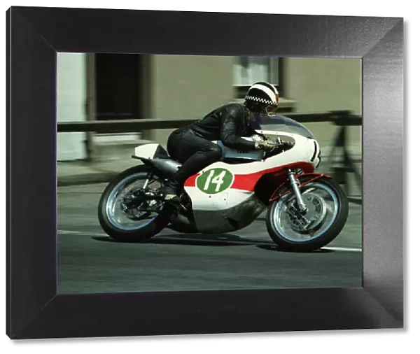 Phil Read (Yamaha) 1967 Lightweight TT