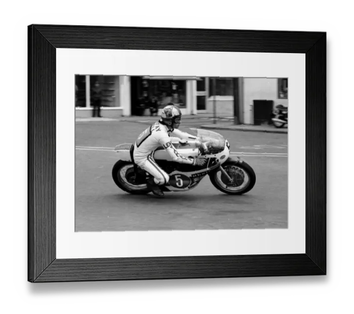 Framed Print : Chas Mortimer (Yamaha) 1972 Lightweight TT Framed Print : Chas Mortimer (Yamaha) 1972 Lightweight TT