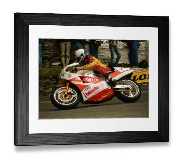 Framed Print : Dave Leach (Bimota Yamaha) 1988 Formula One TT Framed Print : Dave Leach (Bimota Yamaha) 1988 Formula One TT