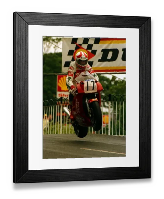 Framed Print : Brian Reid (Aldridge Kawasaki) 1988 Formula One TT Framed Print : Brian Reid (Aldridge Kawasaki) 1988 Formula One TT