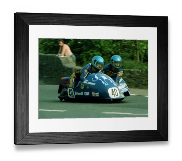 Framed Print : Nick Edwards & Brian Marris (Yamaha) 1982 Sidecar TT Framed Print : Nick Edwards & Brian Marris (Yamaha) 1982 Sidecar TT