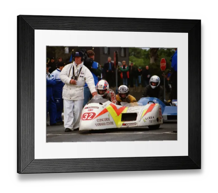Framed Print : Bill Crook & Lee Patterson (Jacobs FZR) 1996 Sidecar TT Framed Print : Bill Crook & Lee Patterson (Jacobs FZR) 1996 Sidecar TT