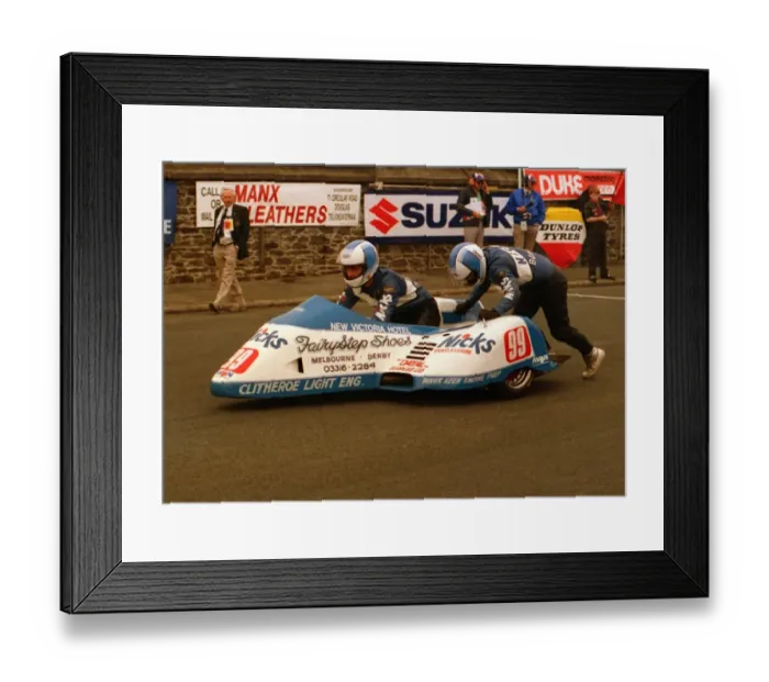 Framed Print : John Holden & David Burgess (Yamaha) 1988 Sidecar TT Framed Print : John Holden & David Burgess (Yamaha) 1988 Sidecar TT
