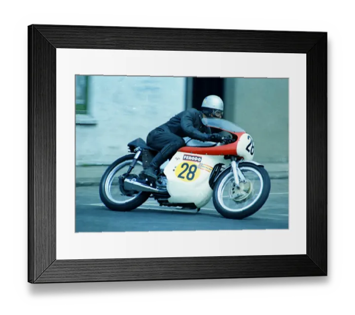 Framed Print : Peter Darvill (Norton) 1969 Senior TT