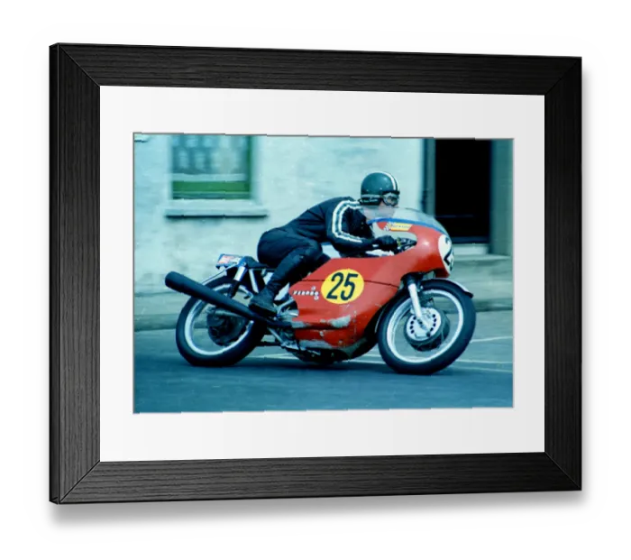 Framed Print : Brian Steenson (Seeley Matchless) 1969 Senior TT Framed Print : Brian Steenson (Seeley Matchless) 1969 Senior TT